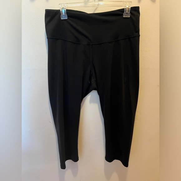 Old Navy Go-Dry Black Capri Leggings XL - Picture 1 of 3